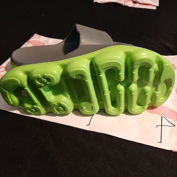 NWT Unisex Slides Beach/Pool/Shower/Outdoor - Picture 6 of 7